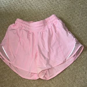 Lululemon hotty hot shorts size 2 tall (4 inch inseam)